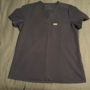 FIGs Women's Quiet Navy Catarina top